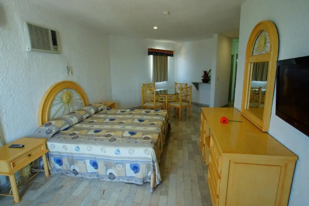 Imperial Las Perlas — IMPERIAL LAS PERLAS