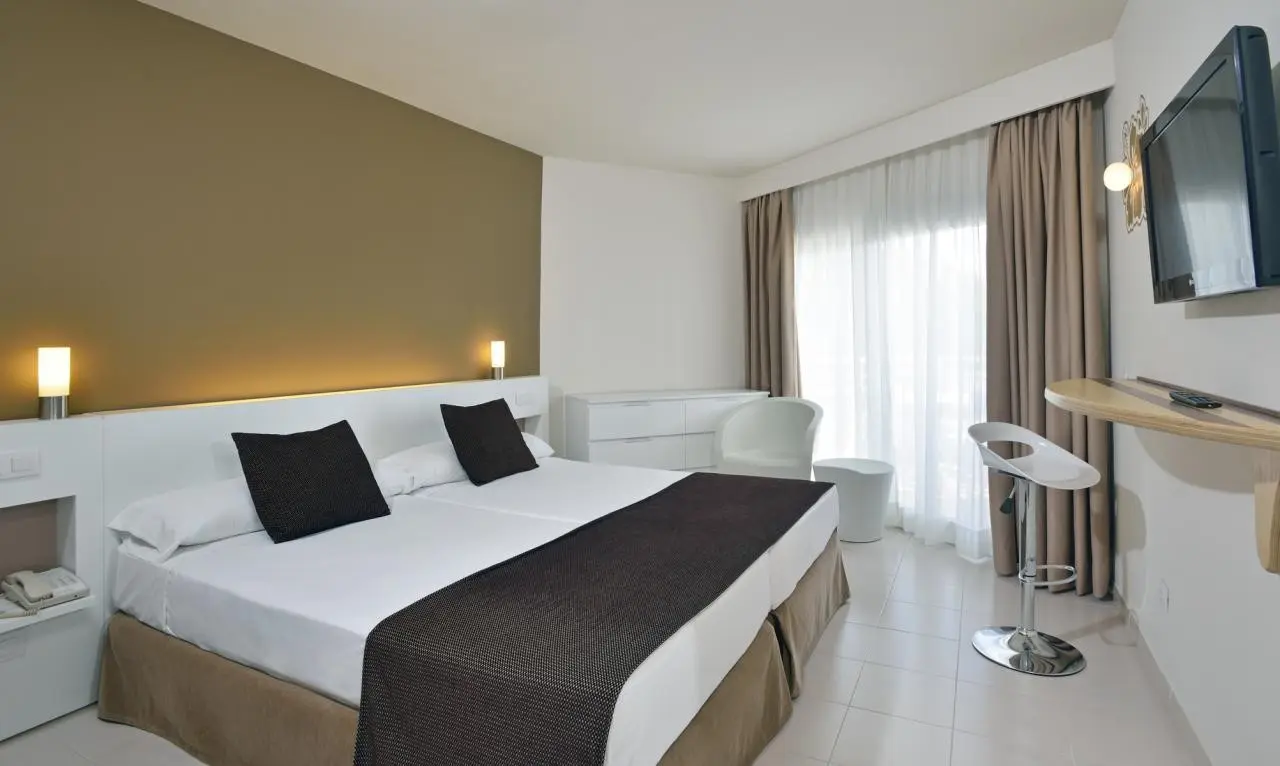 INNSiDE by Melia Wave Calvia (ex Sol Wave House) — INNSIDE BY MELIA WAVE CALVIA (EX SOL WAVE HOUSE)