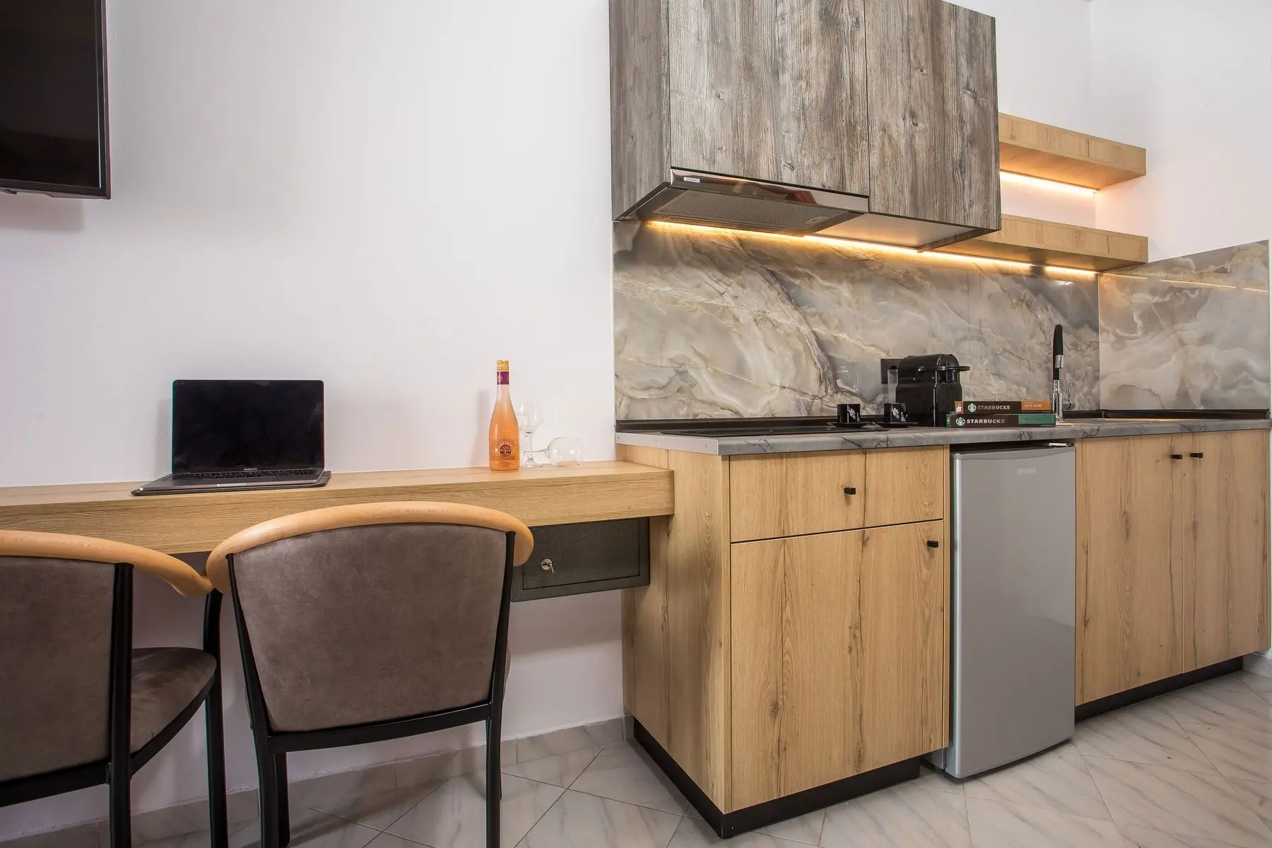 Jimmys Garden — JIMMYS GARDEN