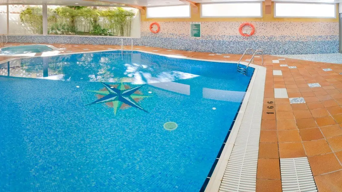 Basen w hotelu Kaktus Playa