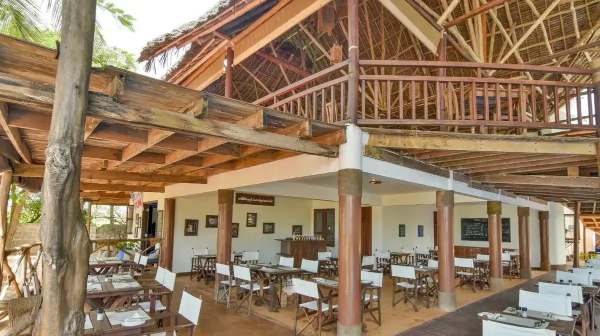 Kena Beach Hotel — KENA BEACH HOTEL