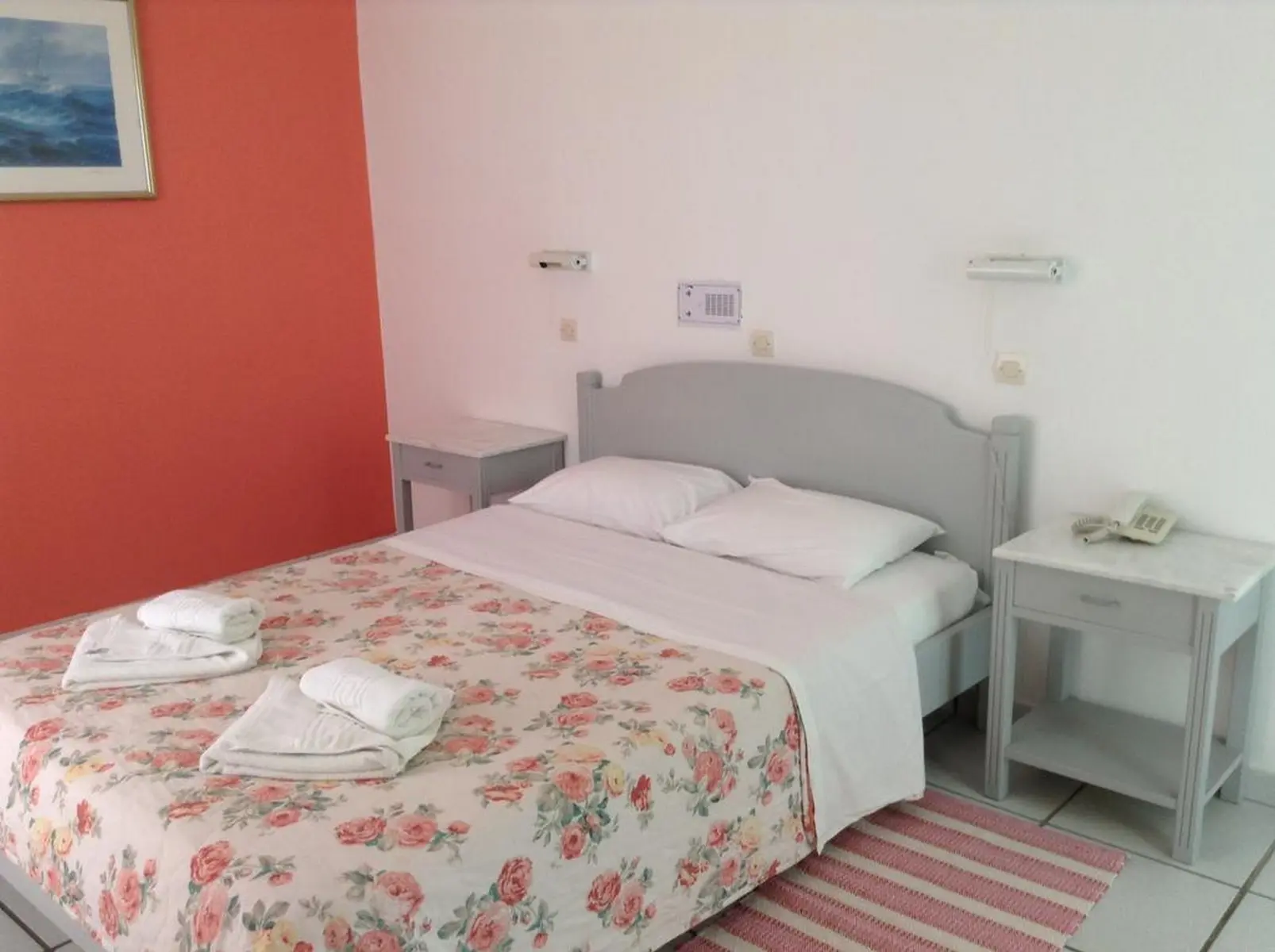 King Thiras Hotel — KING THIRAS