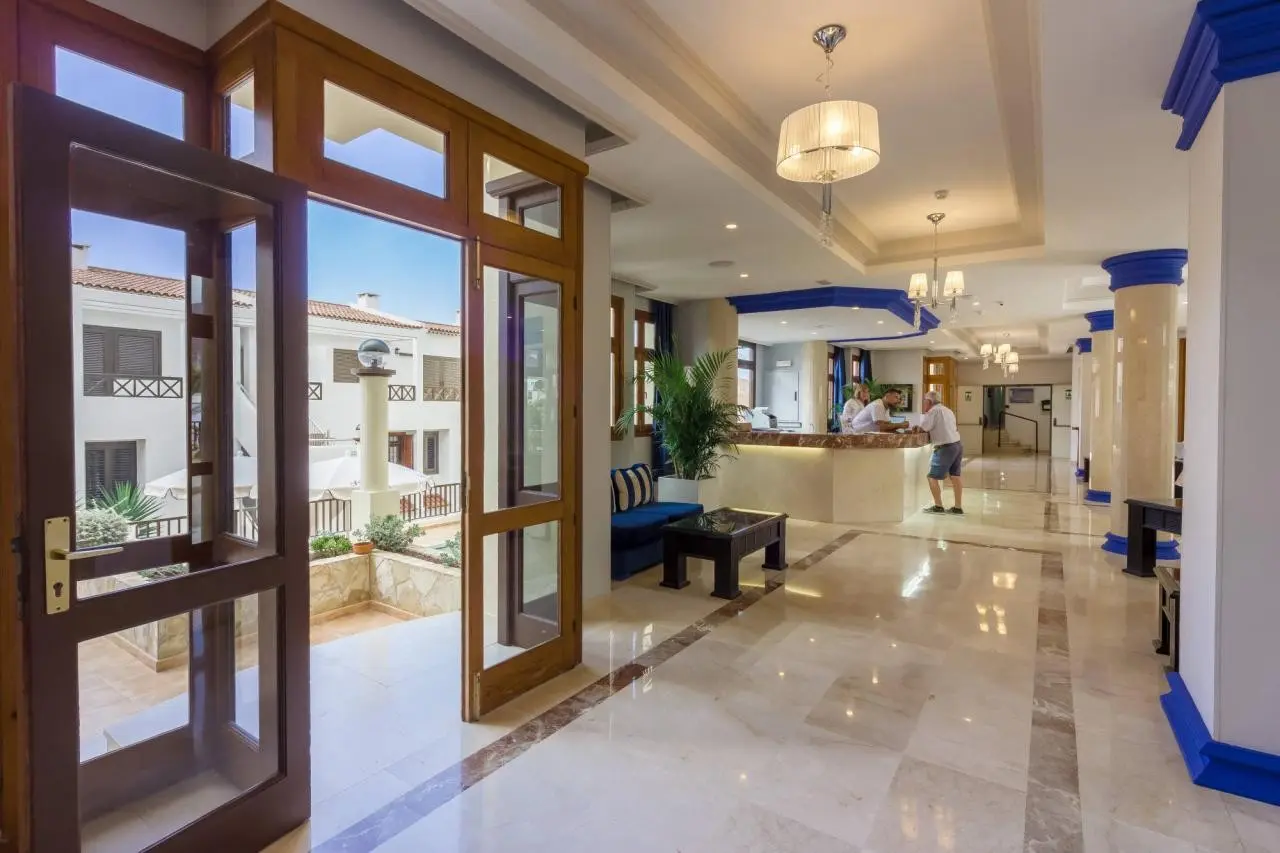 KLAYMAN Olivina Aparthotel — KLAYMAN OLIVINA APARTHOTEL