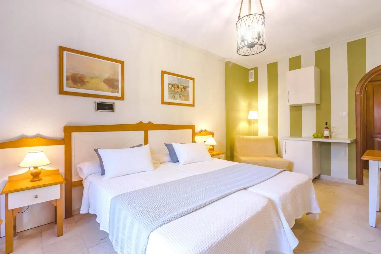 KLAYMAN Olivina Aparthotel — KLAYMAN OLIVINA APARTHOTEL