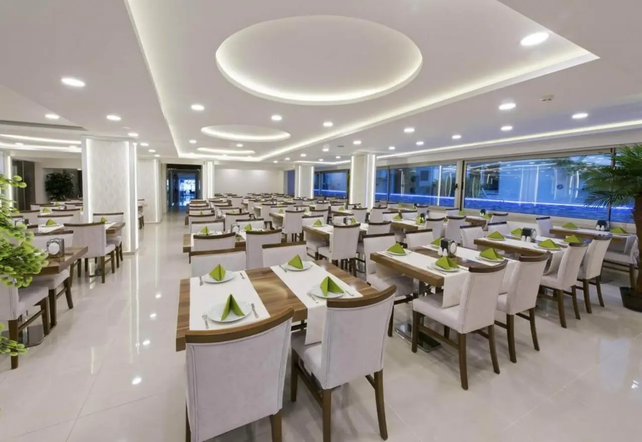 Kleopatra Life — KLEOPATRA LIFE