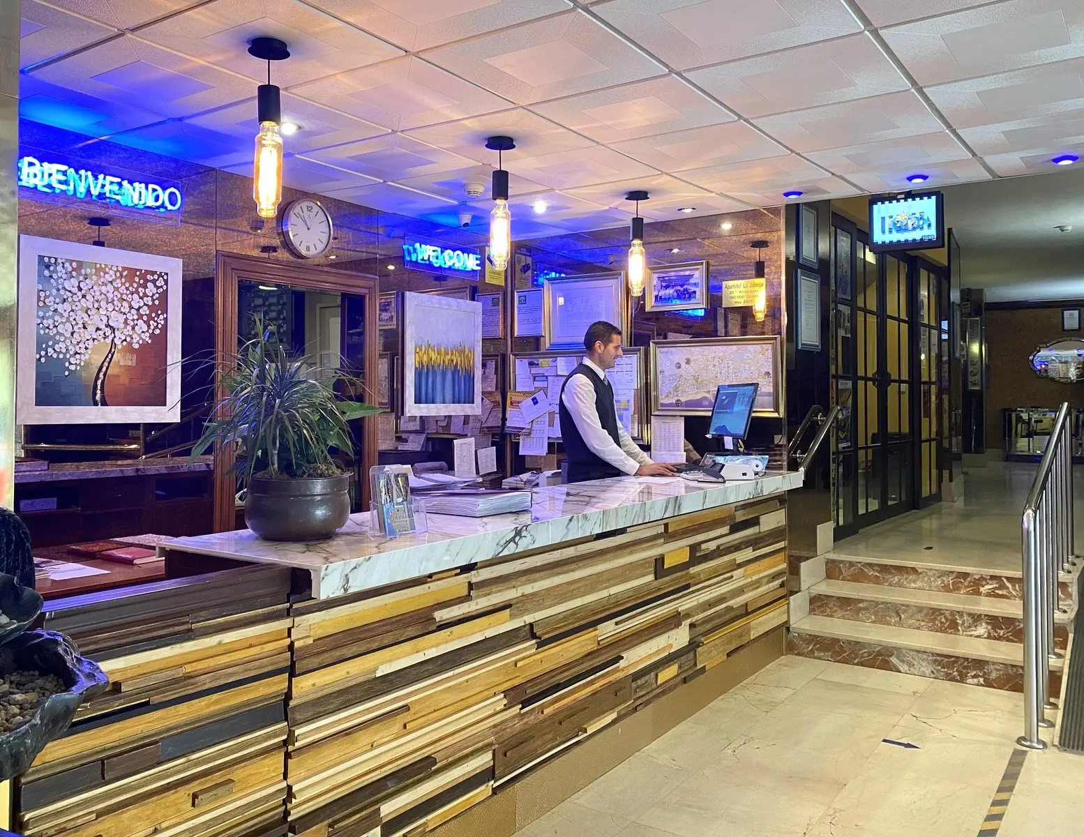 La Jabega — LA JABEGA