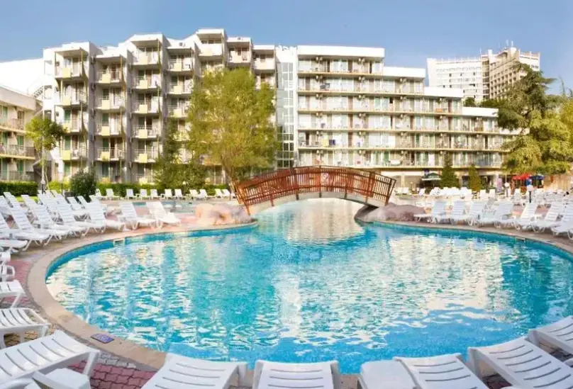 Basen w hotelu Laguna Mare
