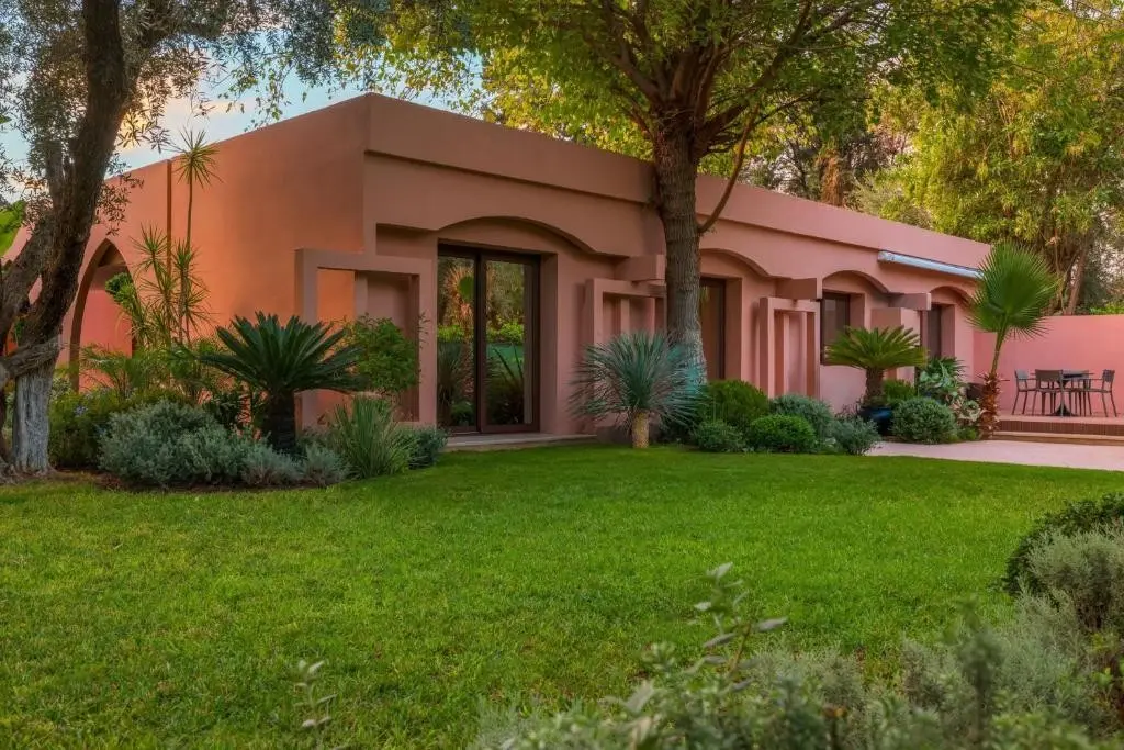 Le Meridien Nfis — LE MERIDIEN NFIS