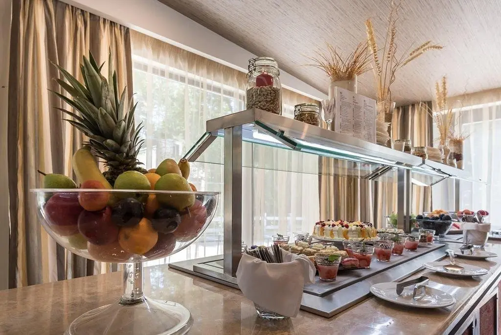 Lion Borovets — LION BOROVETS