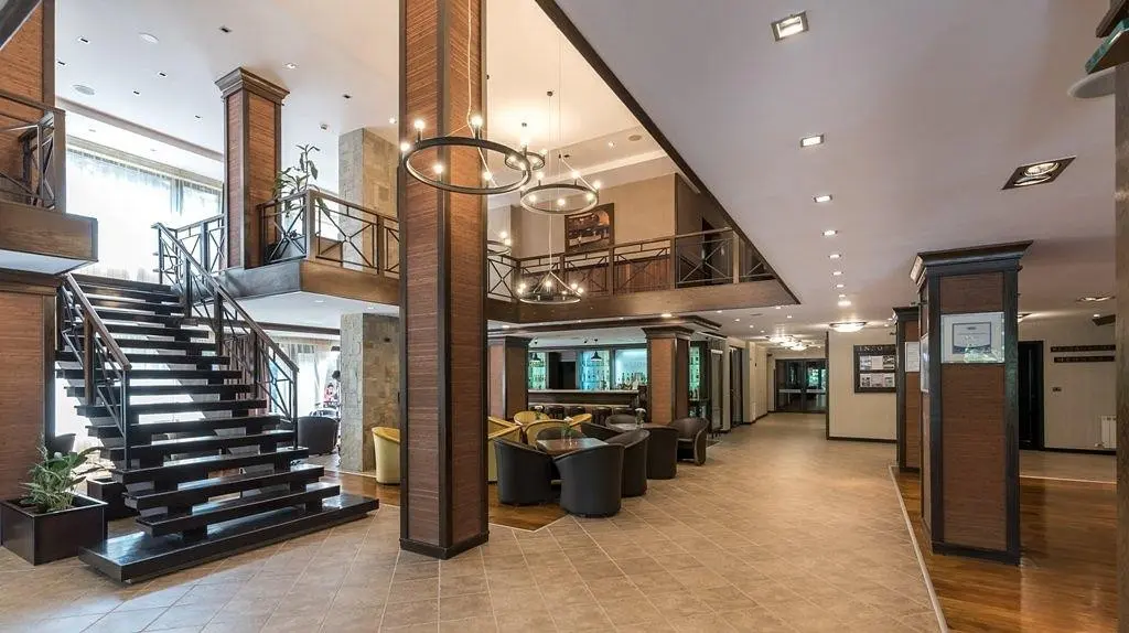 Lion Borovets — LION BOROVETS