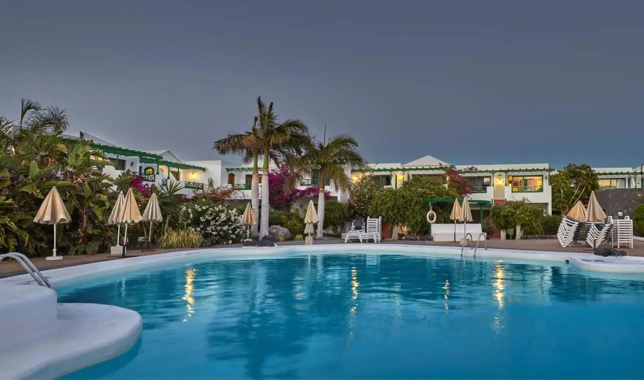 Lomo Blanco — LOMO BLANCO