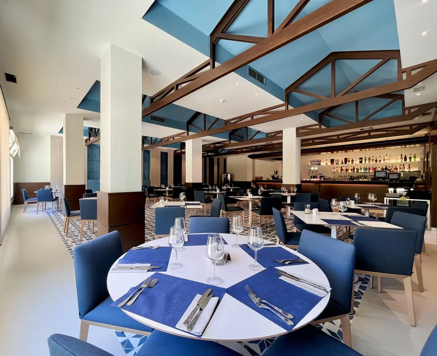 Los Amigos Beach Club — LOS AMIGOS BEACH CLUB