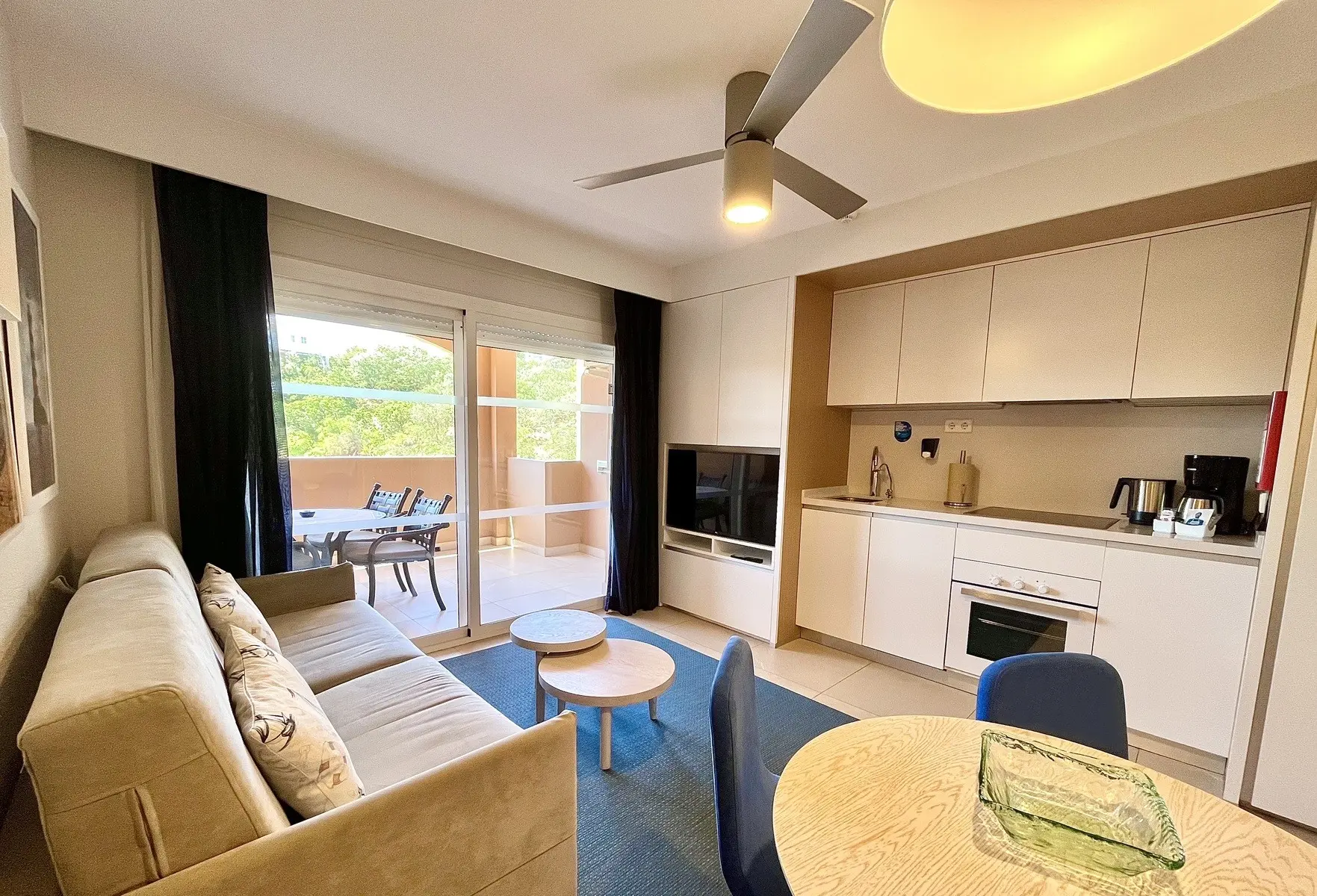 Los Amigos Beach Club — LOS AMIGOS BEACH CLUB