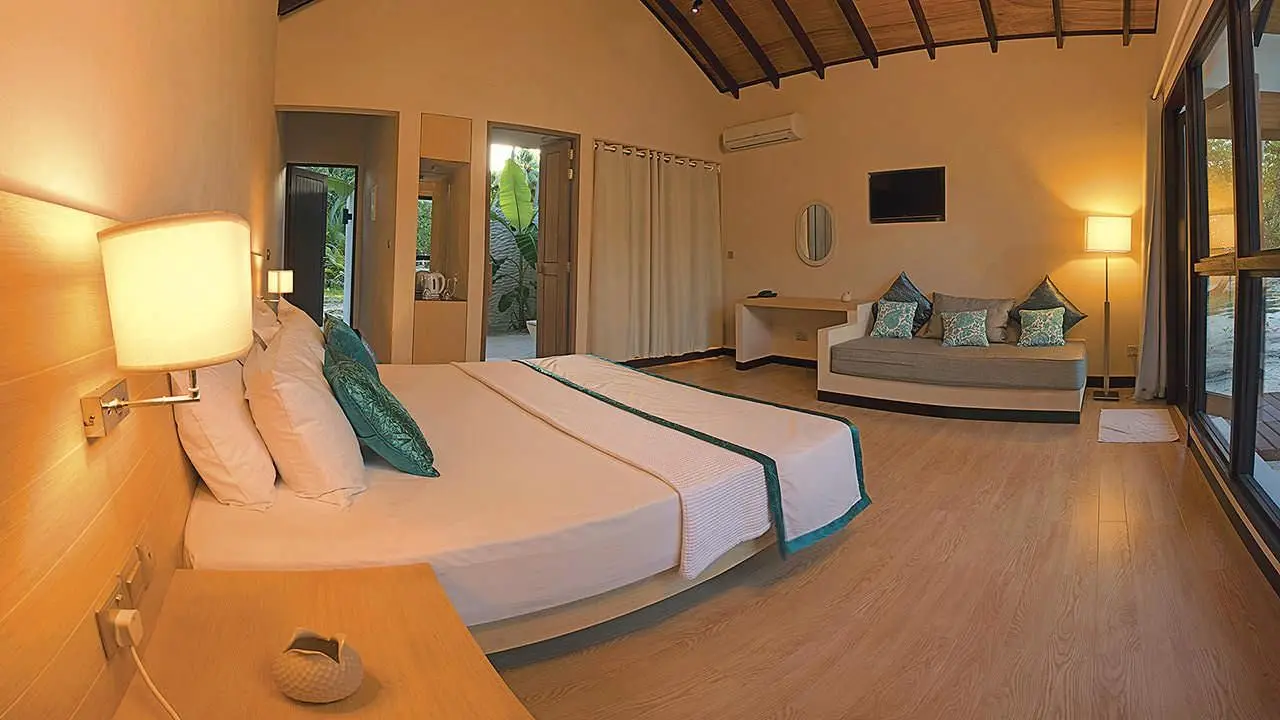 Malahini Kuda Bandos — MALAHINI KUDA BANDOS