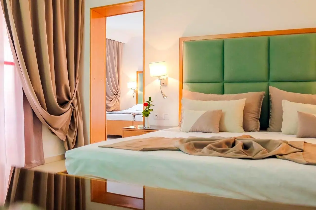 Marabout — MARABOUT