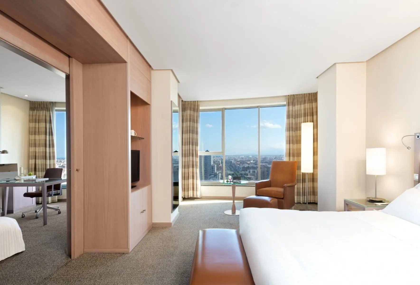 Melia Valencia — MELIA VALENCIA