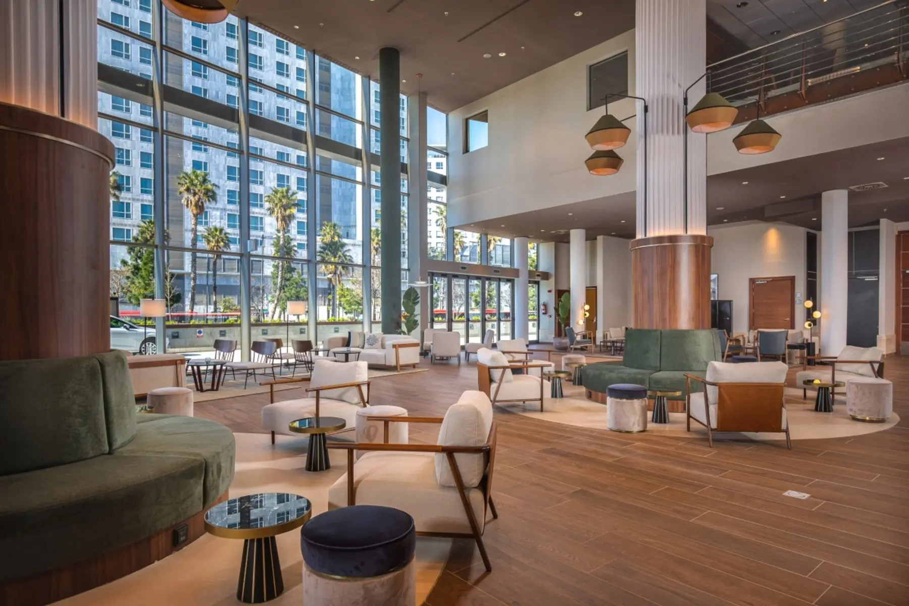 Melia Valencia — MELIA VALENCIA