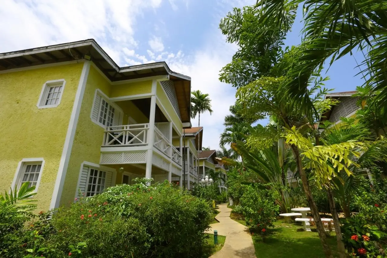 Merril'S Beach Resort Ii — MERRIL'S BEACH RESORT II