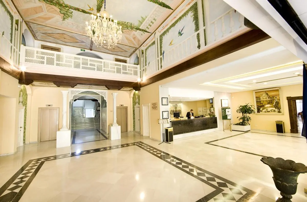 Monarque Sultan — MONARQUE SULTAN APARTHOTEL