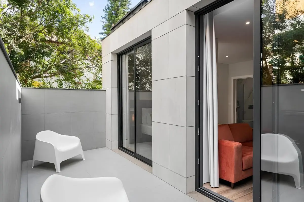 Monumental Plaza By Petit Hotels — MONUMENTAL PLAZA BY PETIT HOTELS