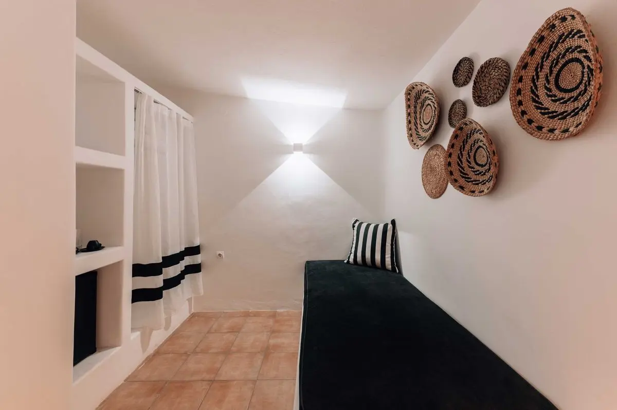 Mr and Mrs White Mykonos — MR AND MRS WHITE MYKONOS