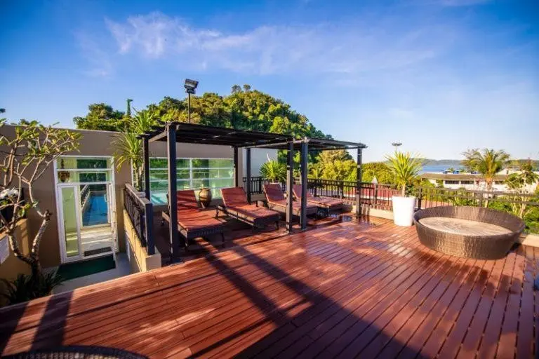 Navinda Krabi — NAVINDA KRABI