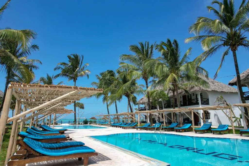 Basen w hotelu Nest Style Zanzibar