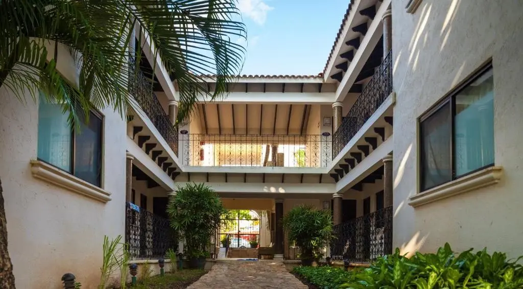 Nina Hotel Playa del Carmen — NINA HOTEL PLAYA DEL CARMEN