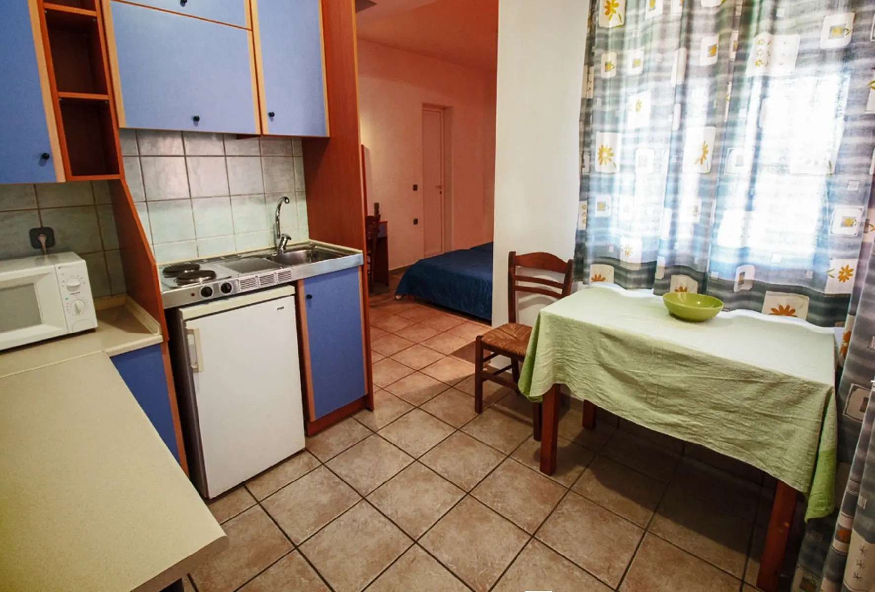 Nireas Studios and Apartments — NIREAS STUDIOS AND APARTMENTS