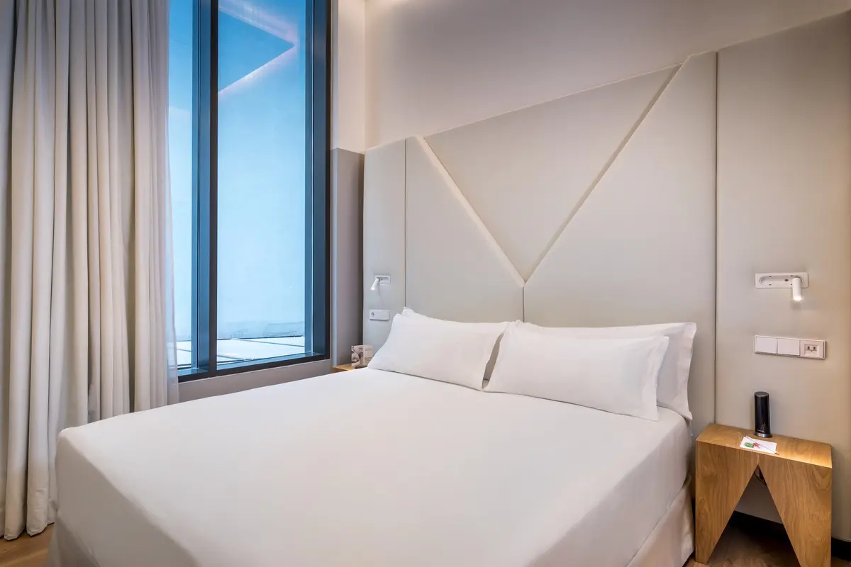 Occidental Diagonal 414 — OCCIDENTAL DIAGONAL 414