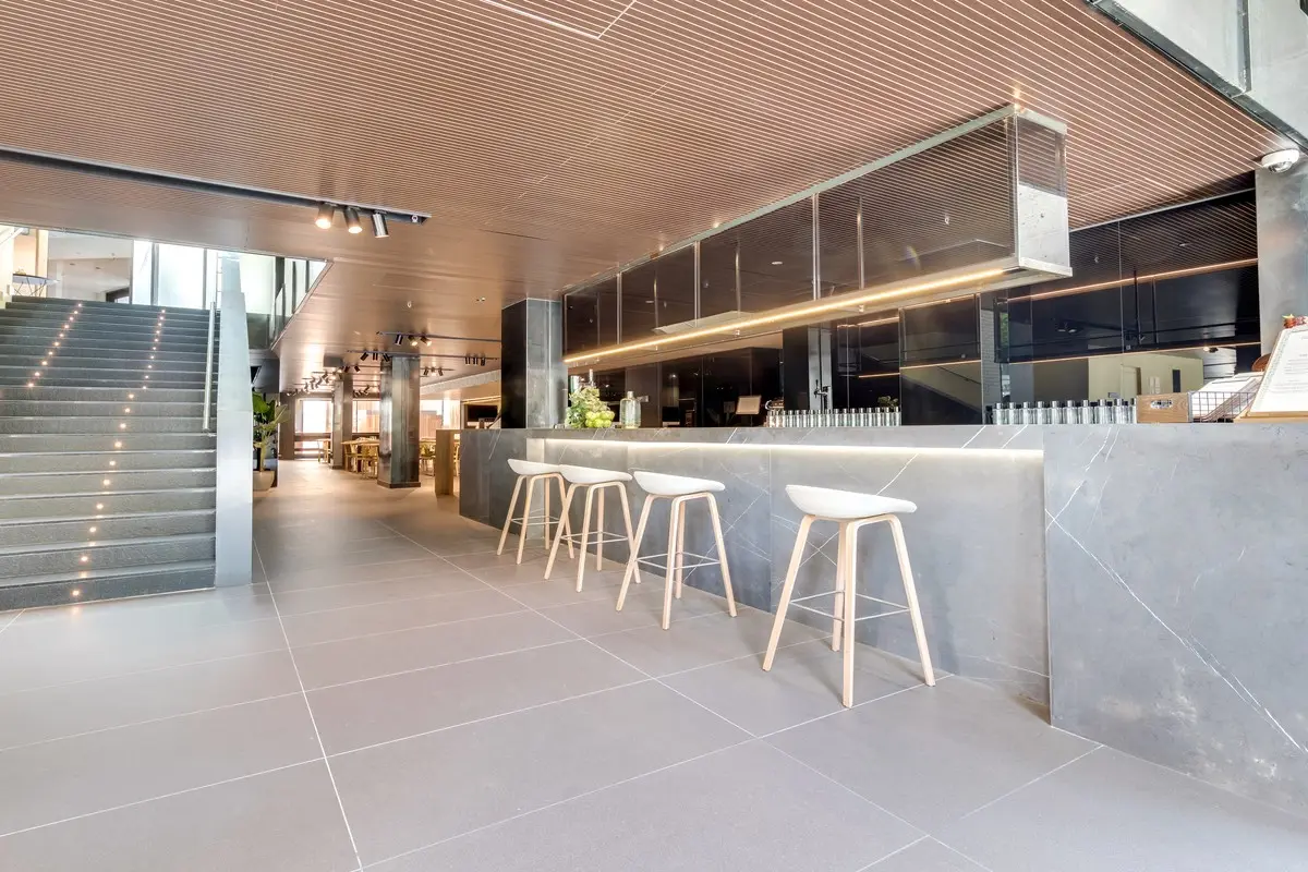 Occidental Diagonal 414 — OCCIDENTAL DIAGONAL 414