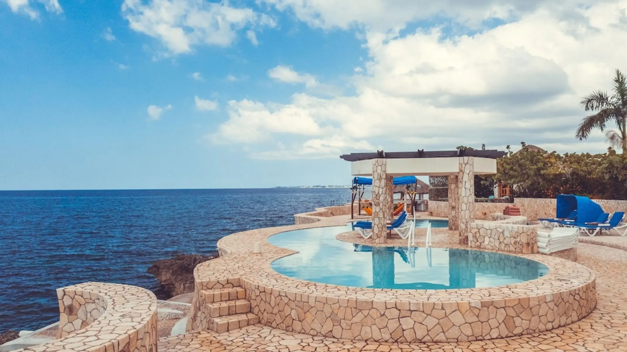 Ocean Cliff Hotel Negril — OCEAN CLIFF HOTEL NEGRIL