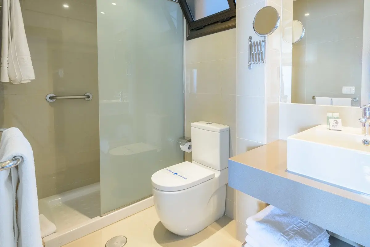 Łazienka w pokoju hotelu Ona Pearly Grey
