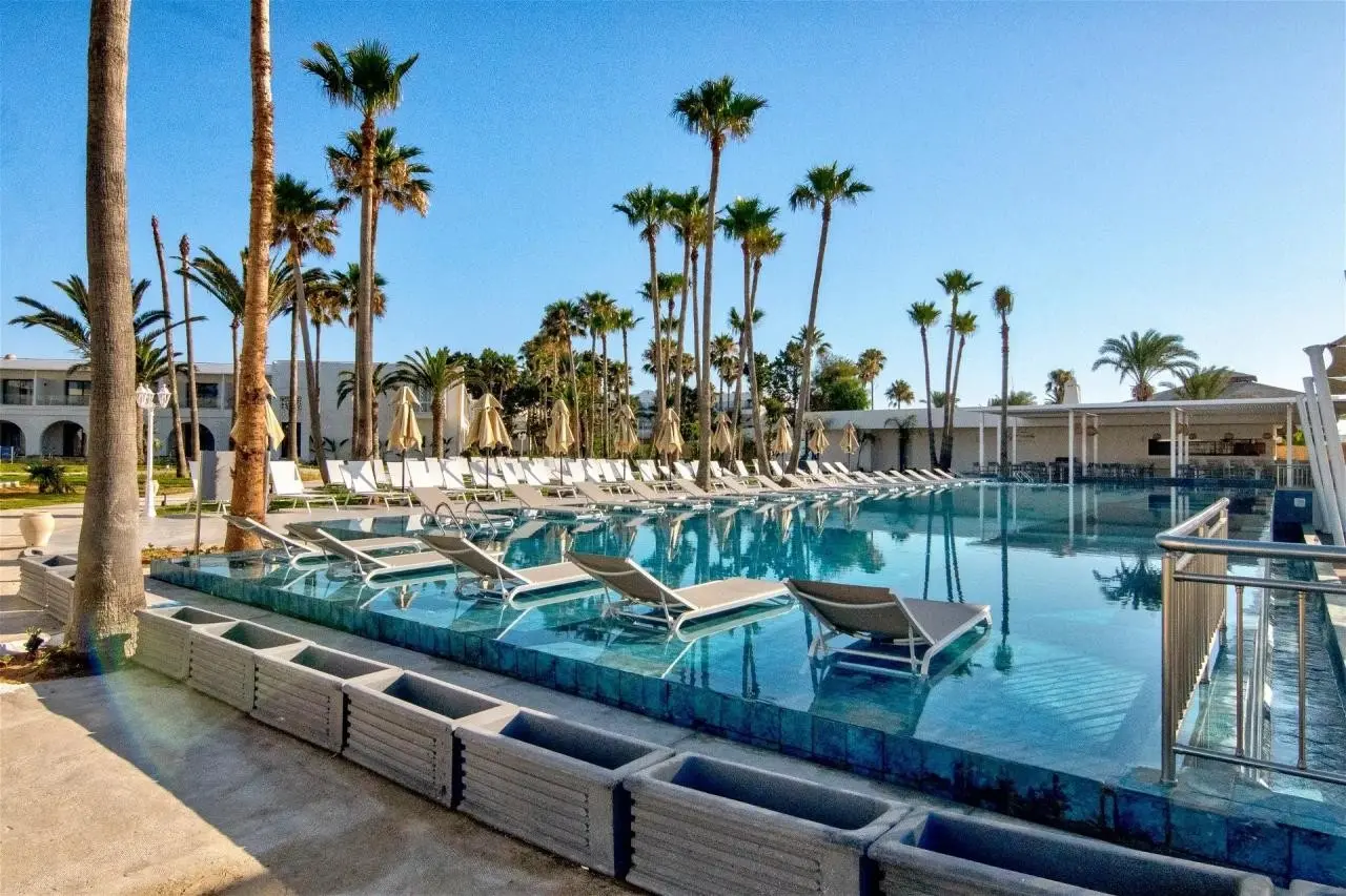 One Resort Premium — ONE RESORT PREMIUM