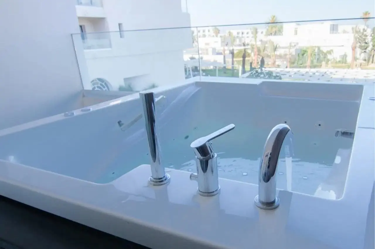 One Resort Premium — ONE RESORT PREMIUM