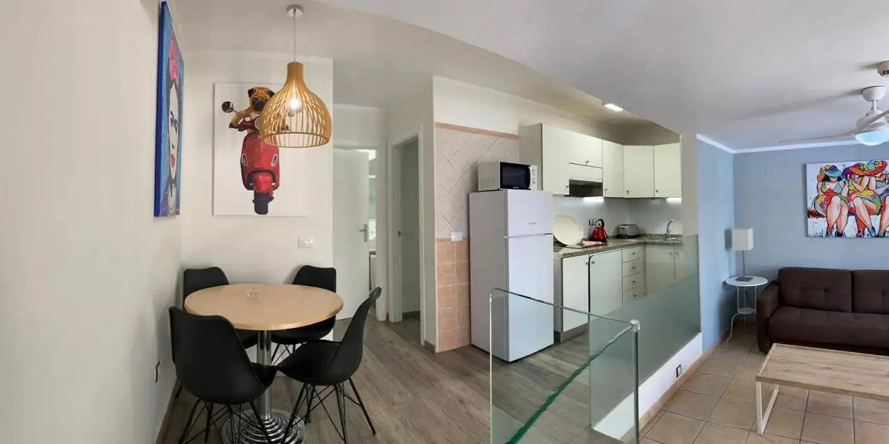 Parque De Las Americas — PARQUE DE LAS AMERICAS