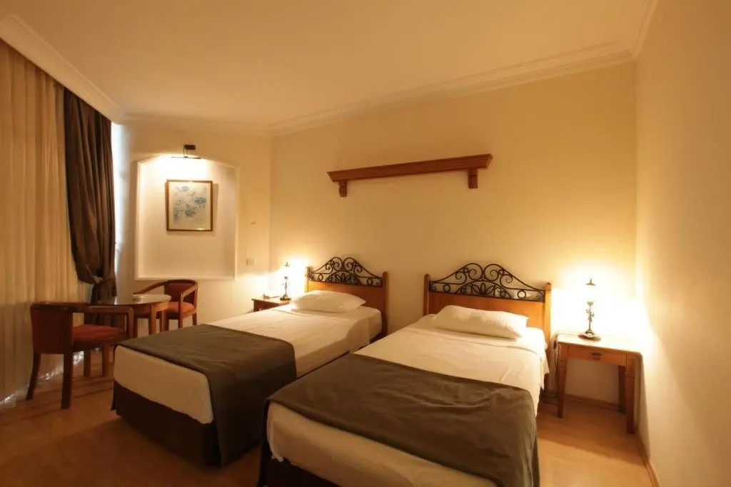 Pia Bella Hotel — PIA BELLA