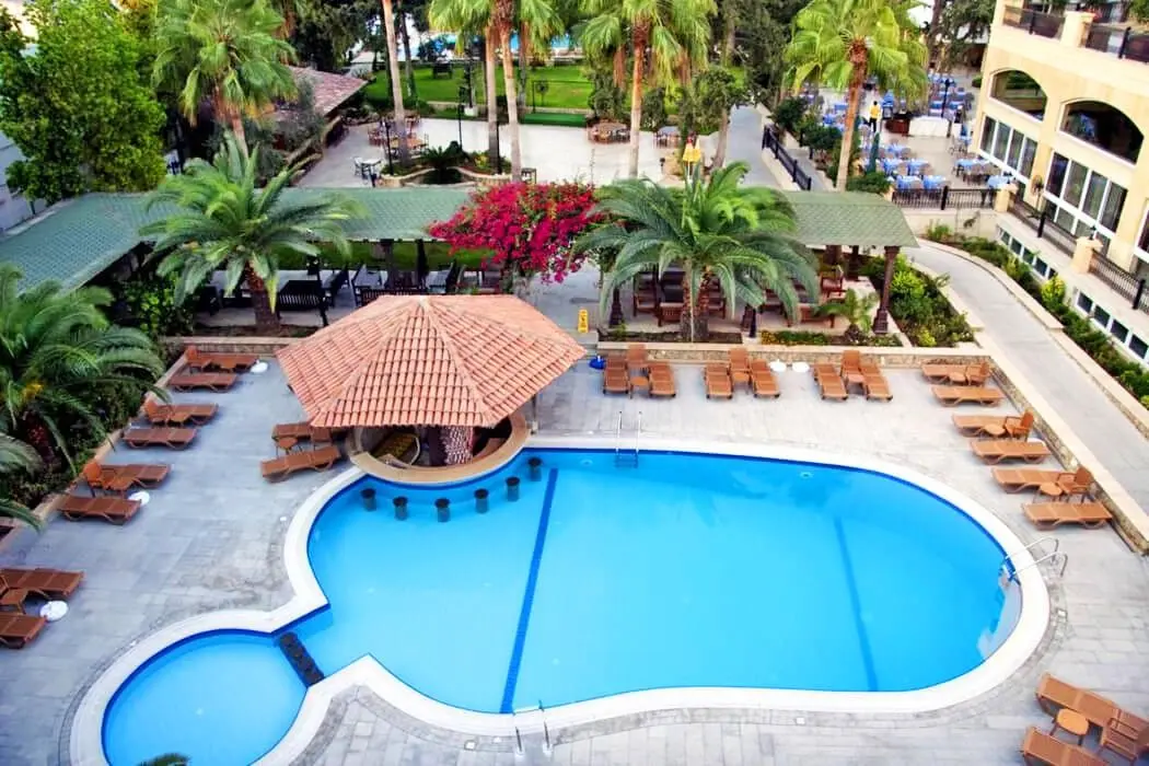 Pia Bella Hotel — PIA BELLA