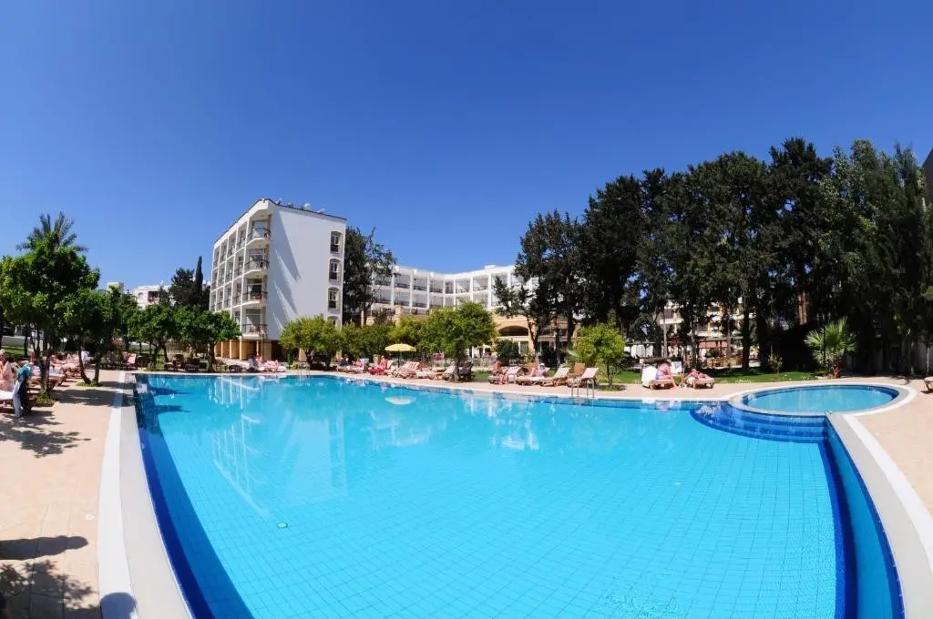 Pia Bella Hotel — PIA BELLA