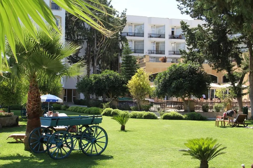 Pia Bella Hotel — PIA BELLA