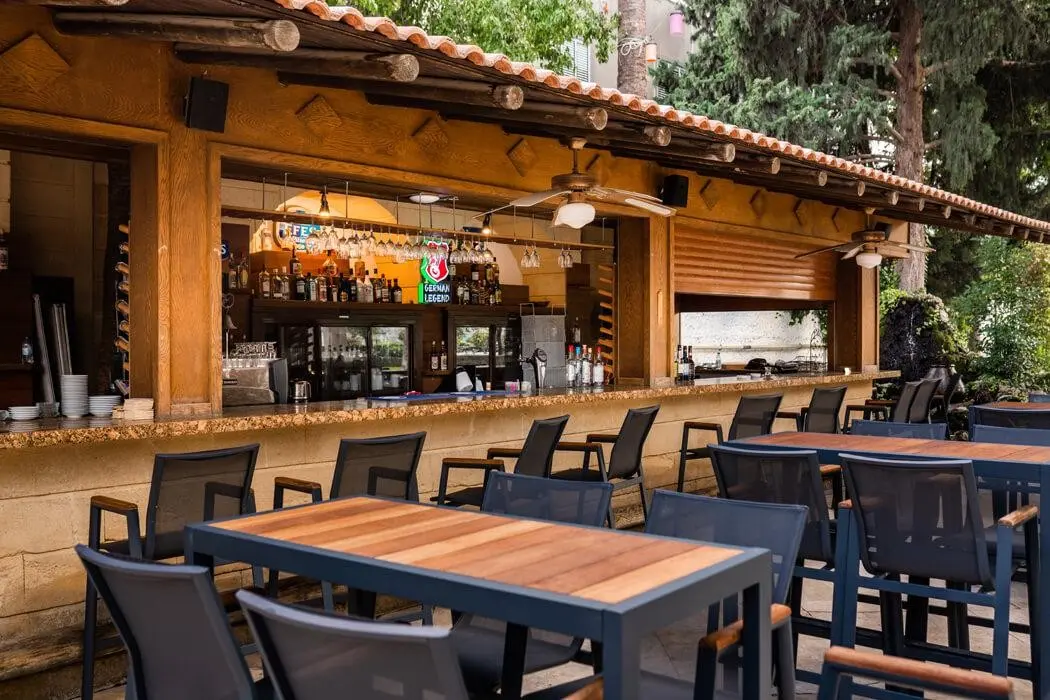 Pia Bella Hotel — PIA BELLA