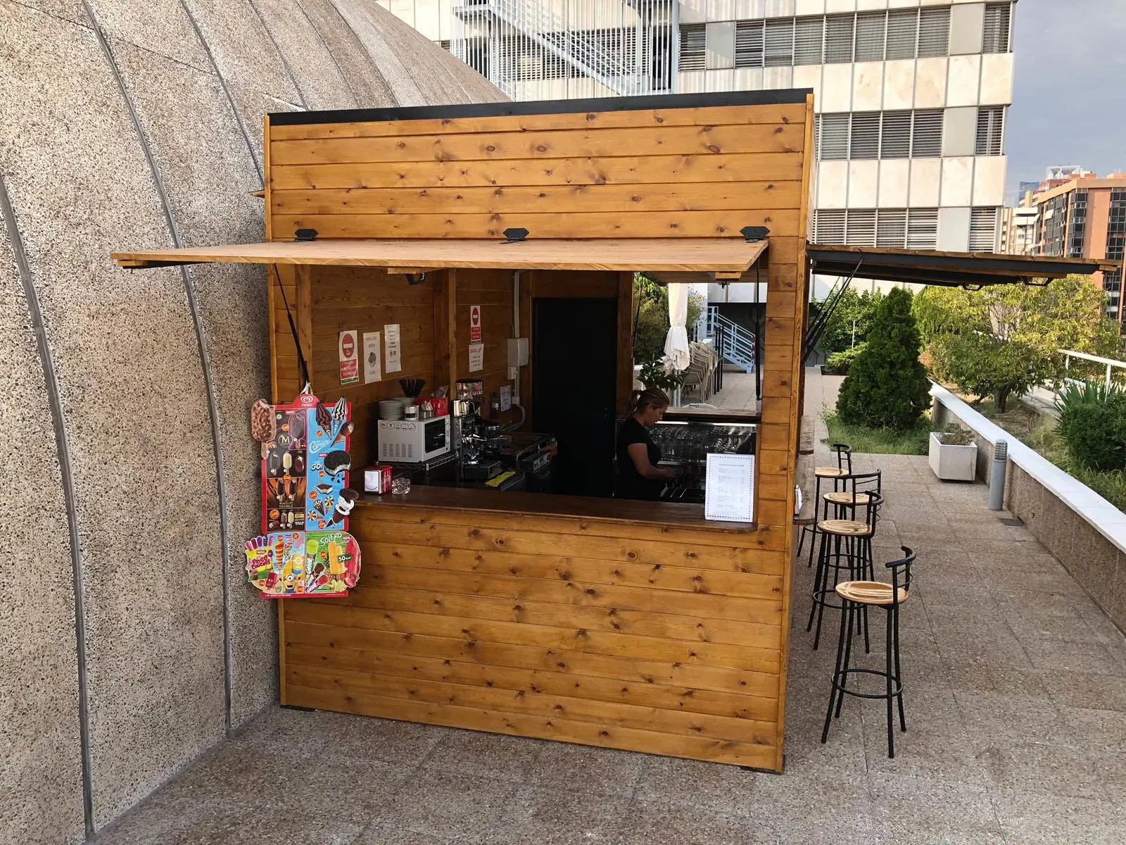 Pierre V. Madrid Eurobuilding 2 Aptos — PIERRE V. MADRID EUROBUILDING 2 APTOS