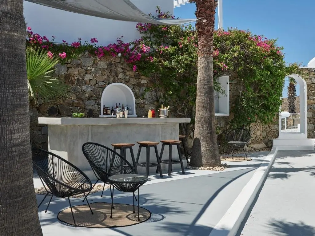 Basen w hotelu Pietra E Mare-Mykonos Moments