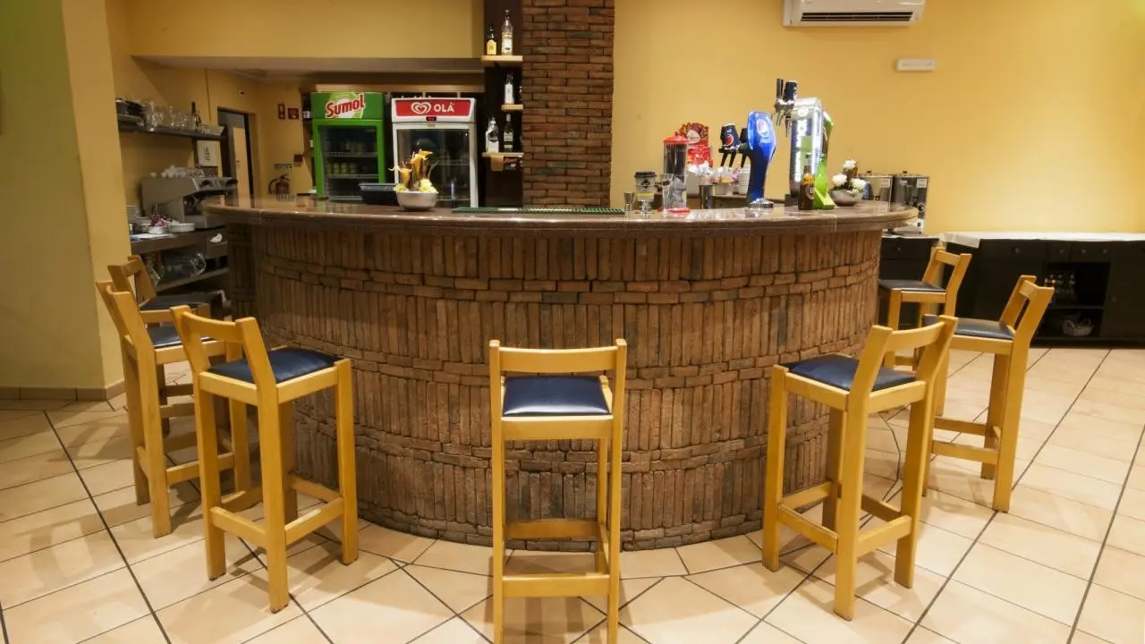 Plaza Real Aparthotel — PLAZA REAL APARTHOTEL