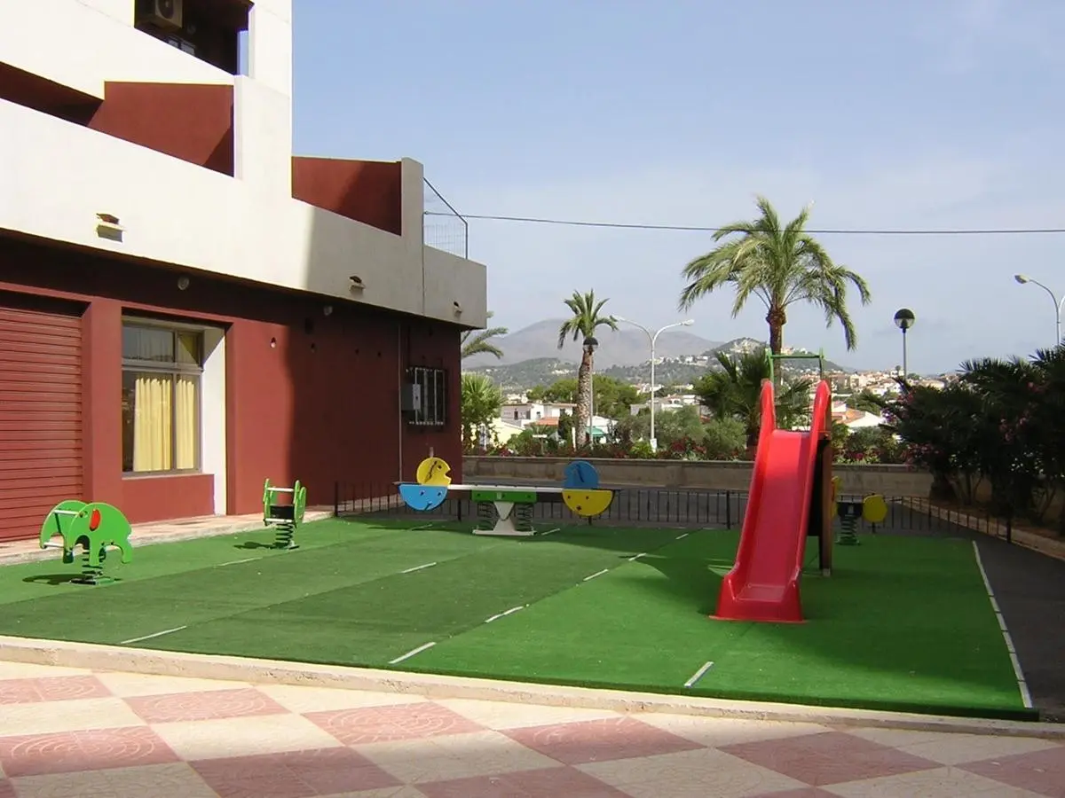 Port Europa — PORT EUROPA