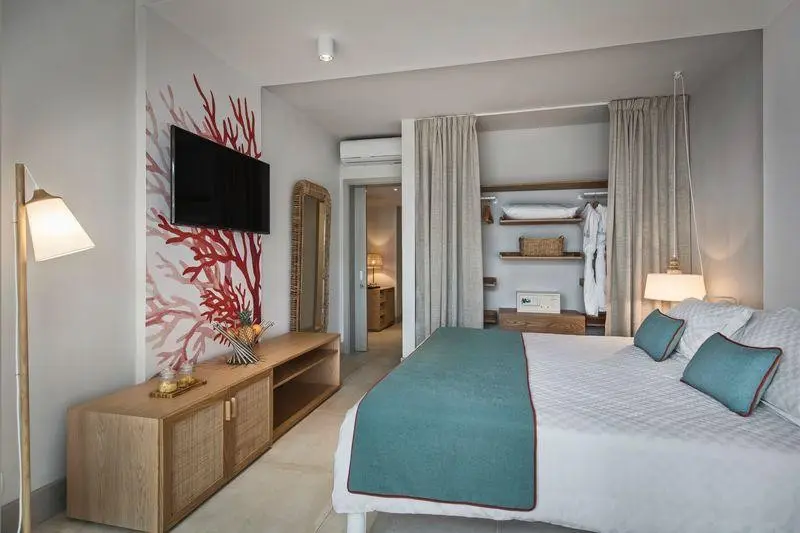 Preskil Island Resort — PRESKIL ISLAND RESORT