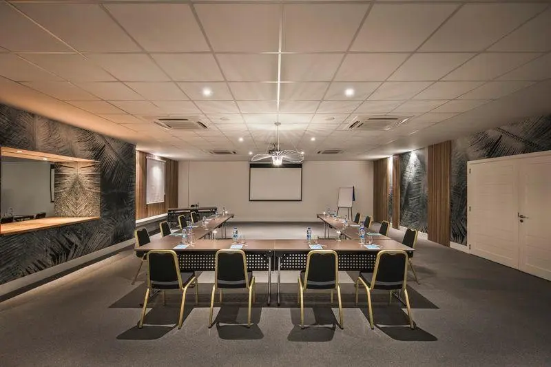 Preskil Island Resort — PRESKIL ISLAND RESORT