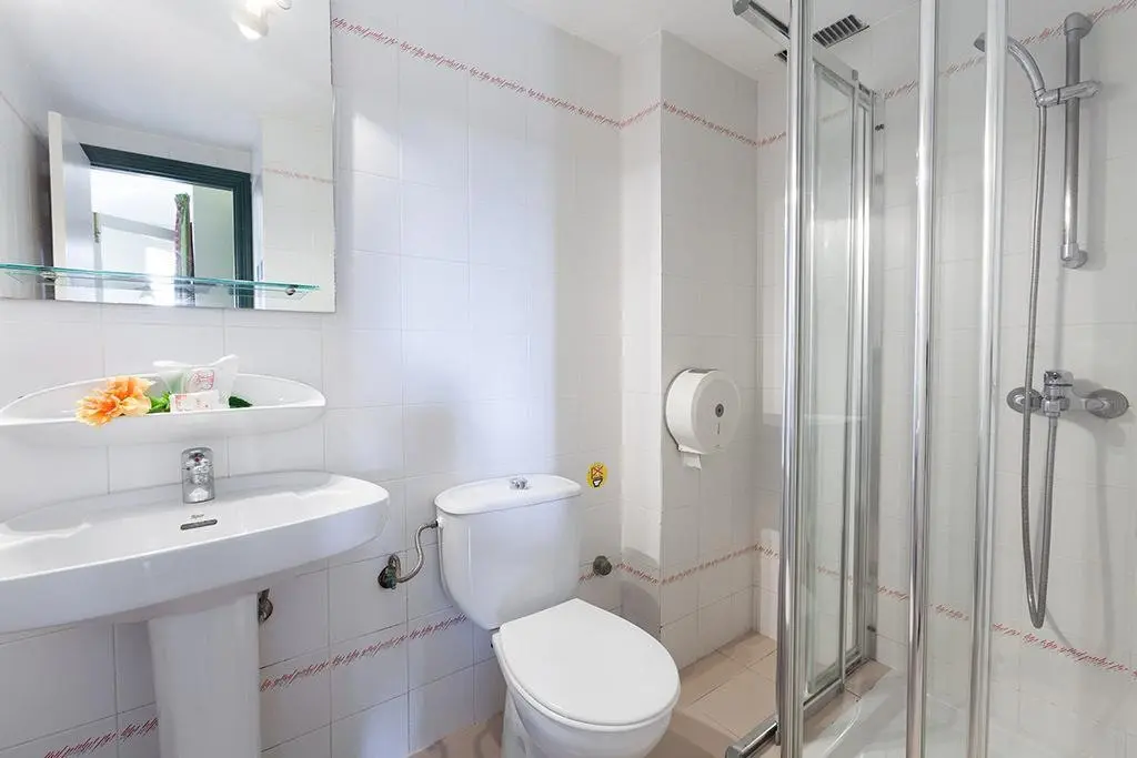 Puerto Caleta — PUERTO CALETA