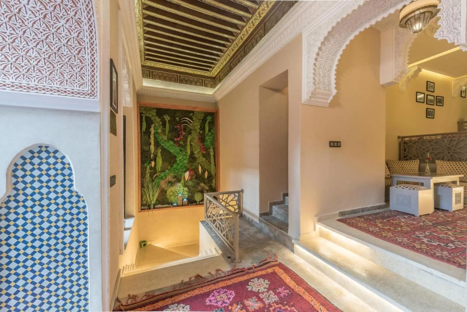 Riad Les Oliviers — RIAD LES OLIVIERS