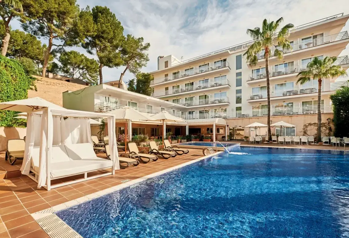 Hotel Roc Oberoy